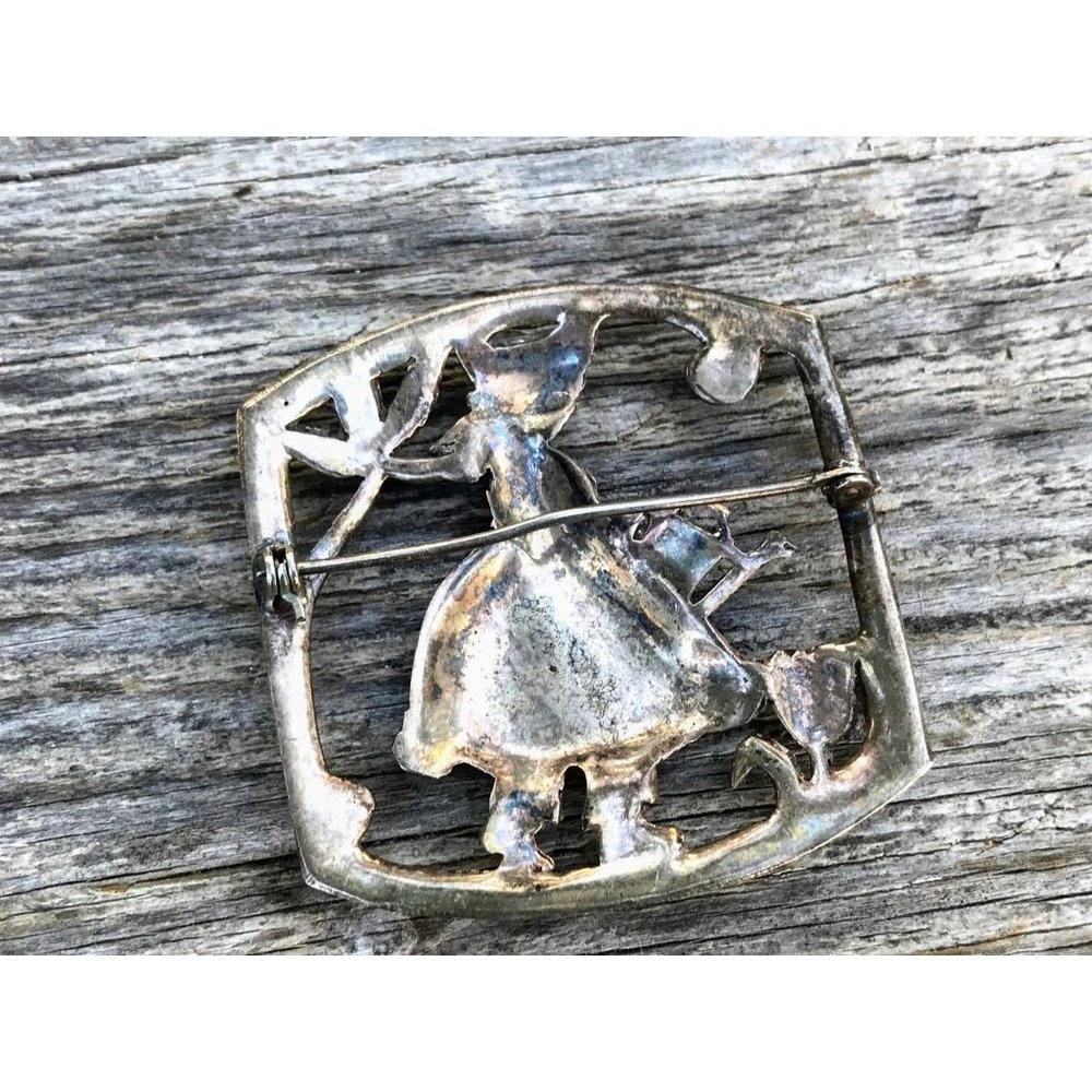 Art Deco Sterling Brooch Little Girl Flowers - Picture 5 of 6